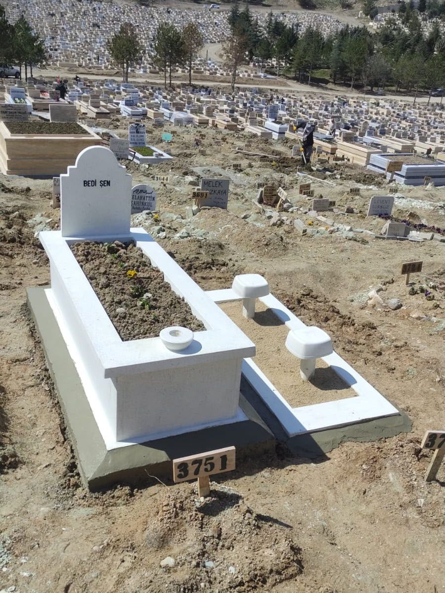 Mozaik mezar modeli, gerçek işimiz